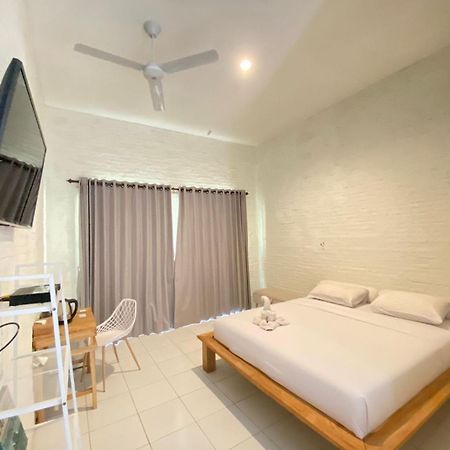 Maluk Pasir Putih Resort & Resto מראה חיצוני תמונה