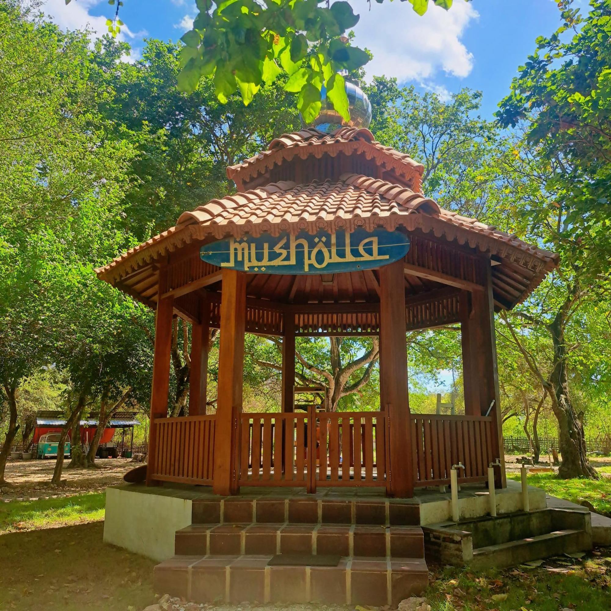 Maluk Pasir Putih Resort & Resto מראה חיצוני תמונה