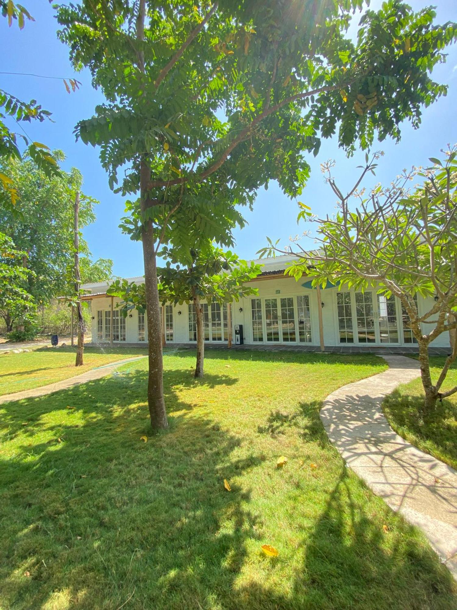 Maluk Pasir Putih Resort & Resto מראה חיצוני תמונה